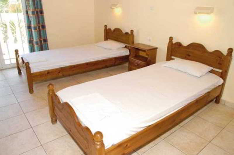 Kavos Central Gardens Esterno foto