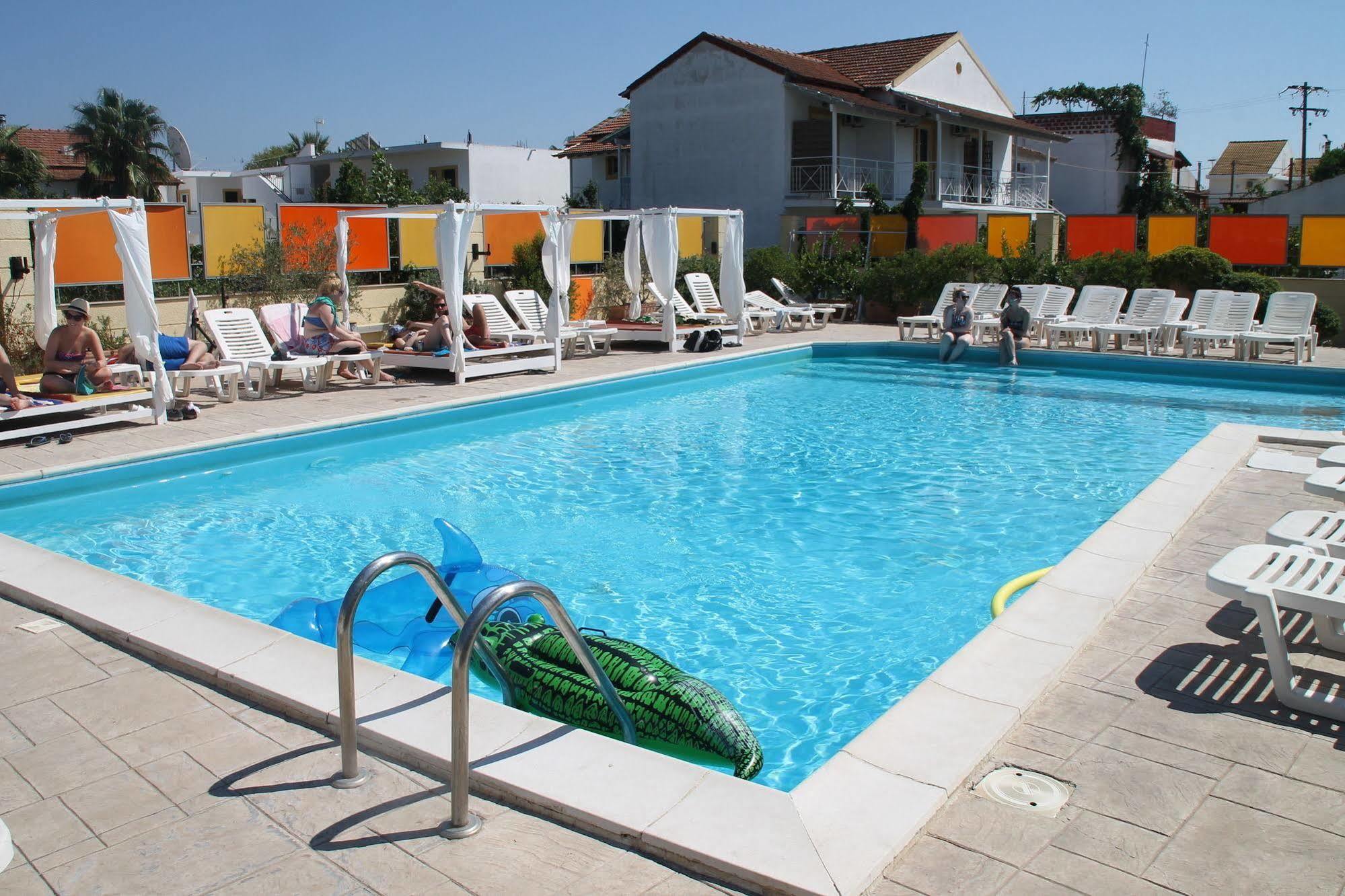 Kavos Central Gardens Esterno foto