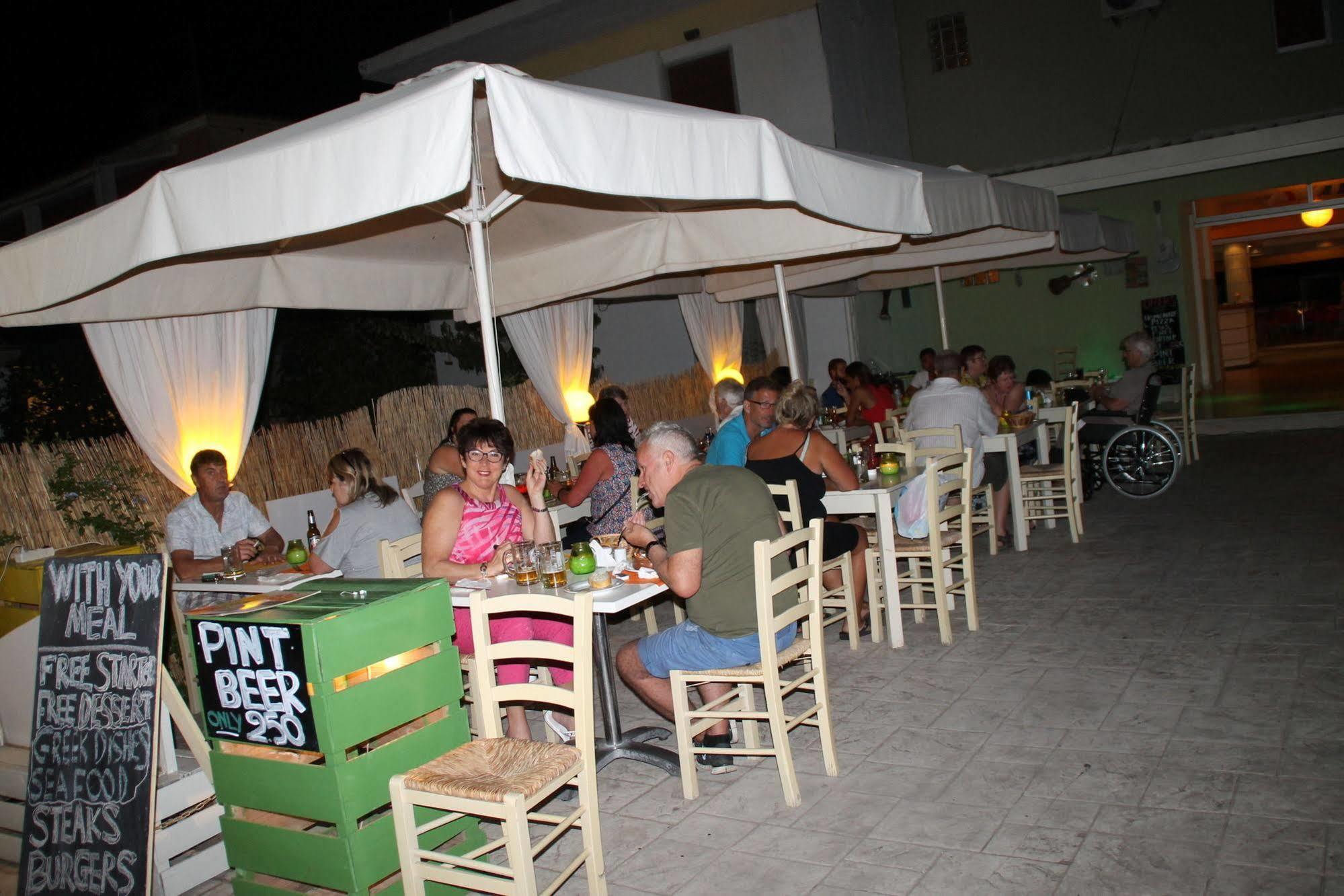 Kavos Central Gardens Esterno foto